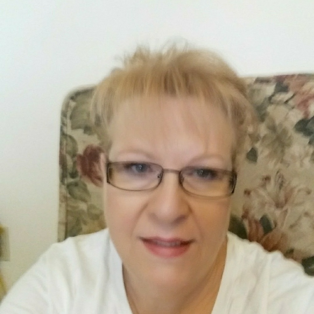 Meet your Posher, Cathey