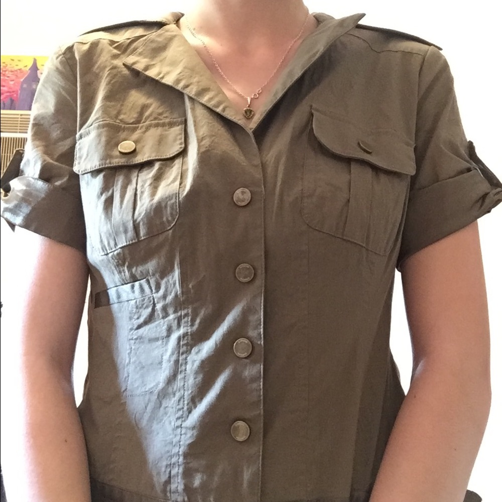 Olive green one piece romper☀️