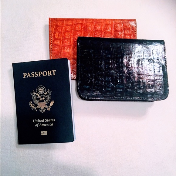 Passport Case - Genuine Crocodile - Picture 1 of 2
