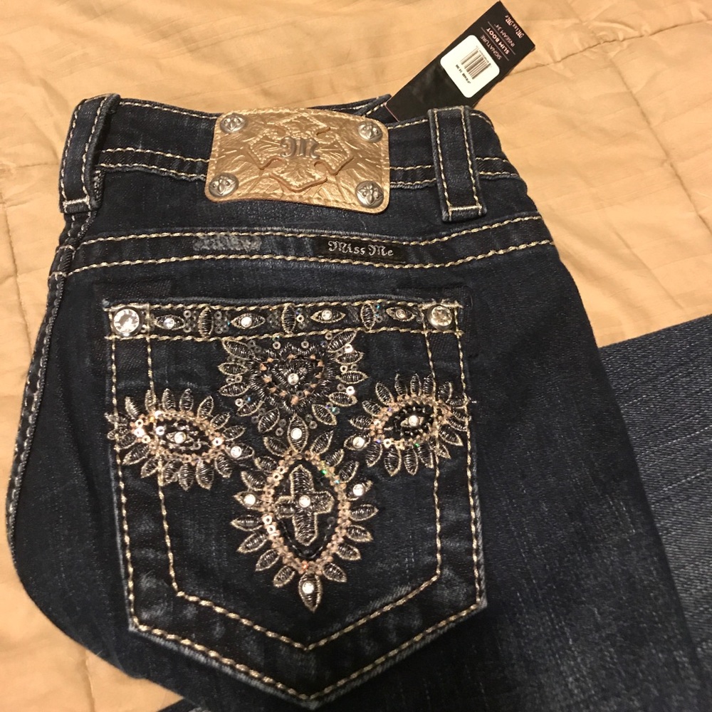 Miss Me Slim Boot jeans, brand new