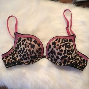 💥Flash sale!💥 Victoria Secret 34B Push up bra