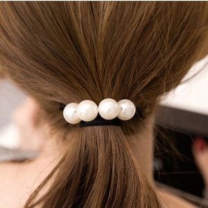 Simple Pearl Hair Accessories