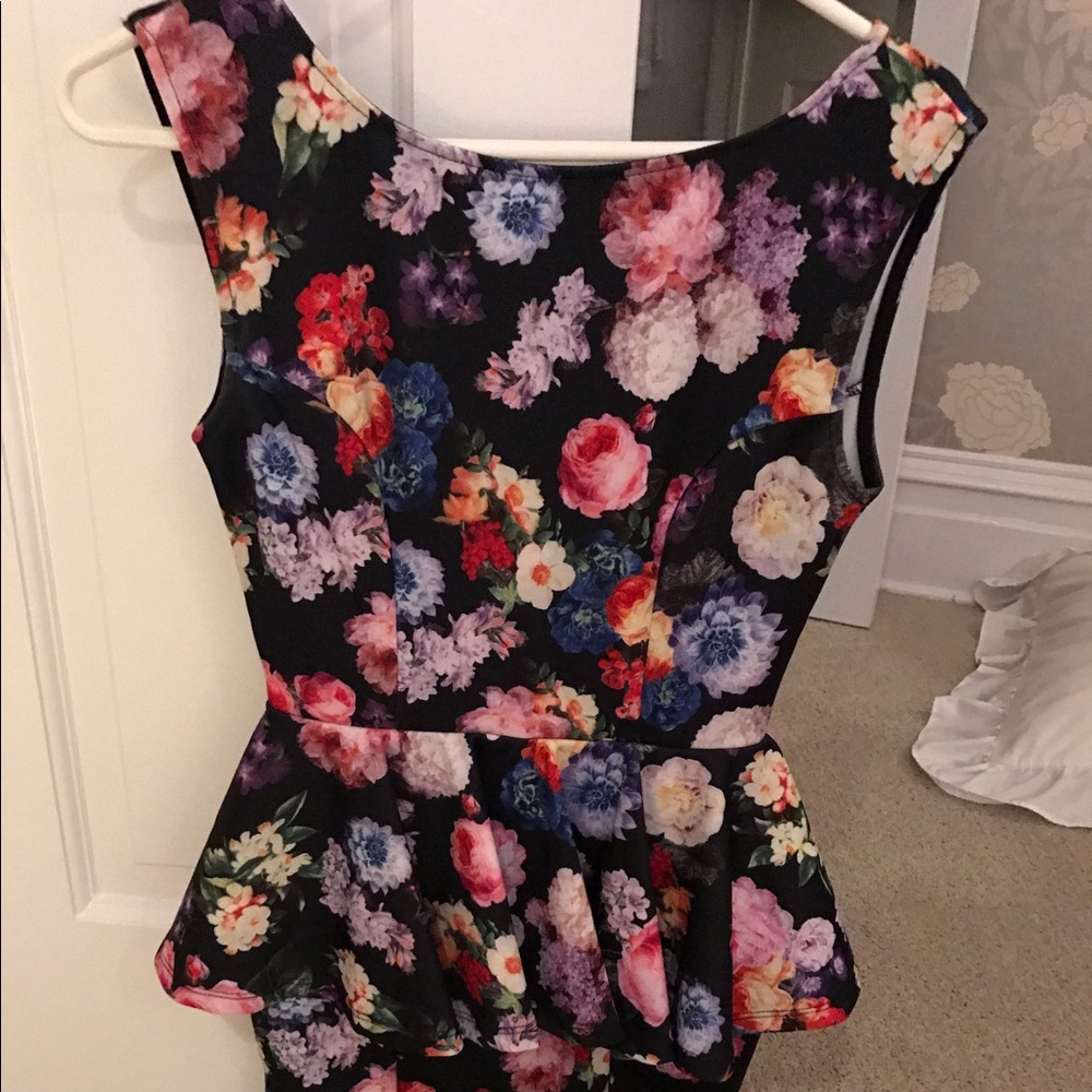 Top shop peplum floral dress worn once petite