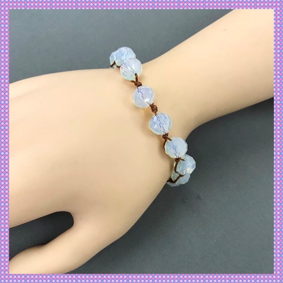 🌷Antique Gold Bead Bracelet with Dangle Charms🌷 - Picture 3 of 3