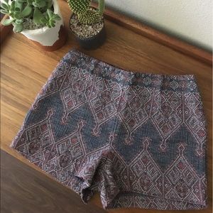 High-waisted Moroccan Shorts