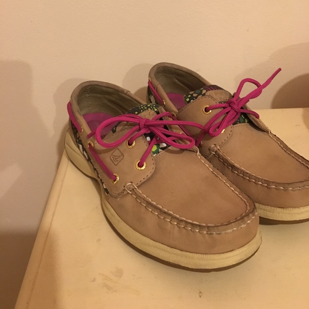 Women's Sperry size 7