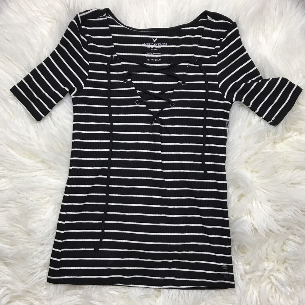 American eagle v neck lace up shirt