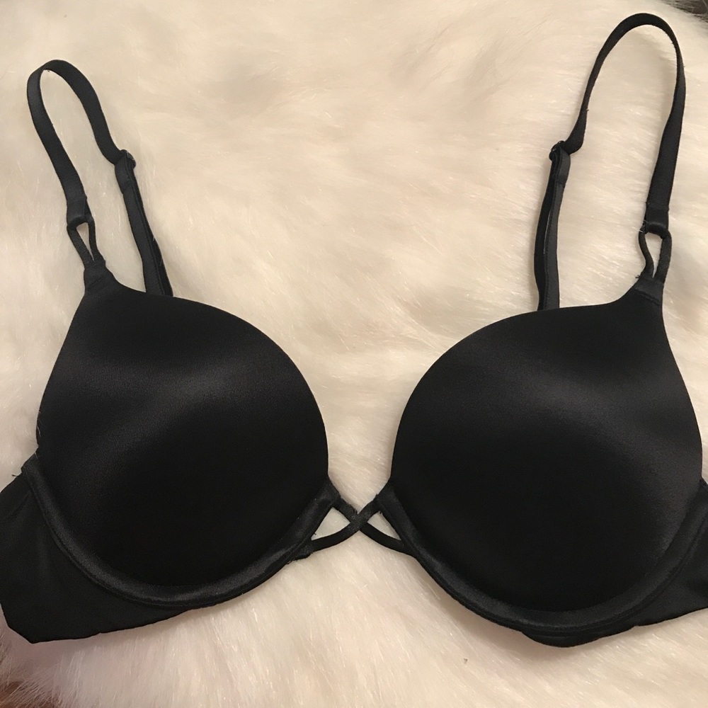 💥Flash sale!💥 VS 32A Black Bombshell bra