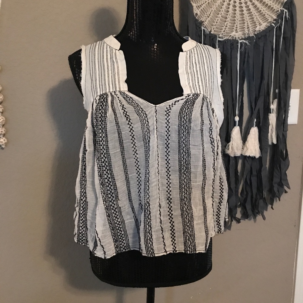 ⬇️Free people one tie open back tank - Picture 6 of 6