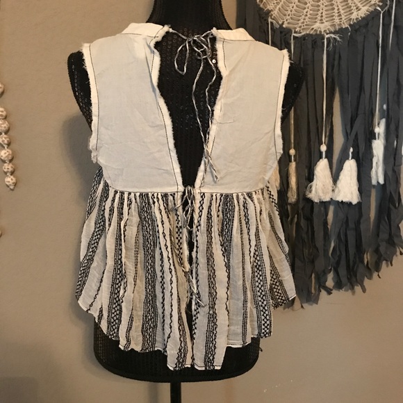 ⬇️Free people one tie open back tank - Picture 5 of 6