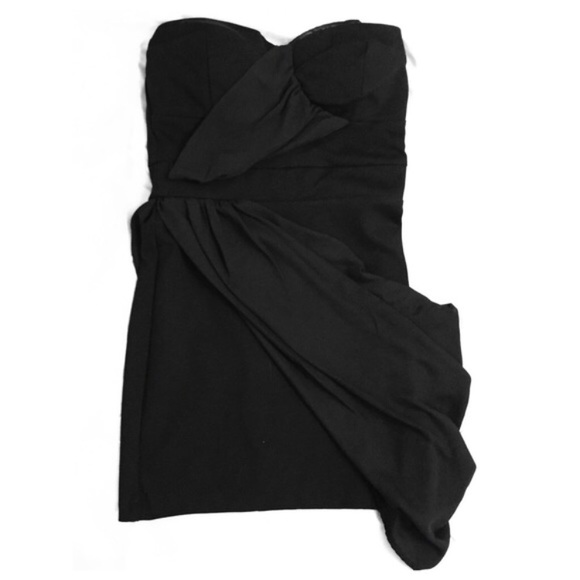 Classic LBD Whimsical Black Strapless dress - Picture 3 of 3