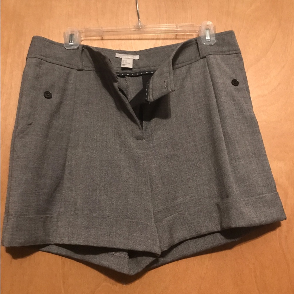 5 for $10 🚨 H&M dress shorts