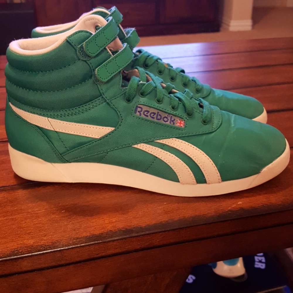 Reebok High Top Sneakers 8.5