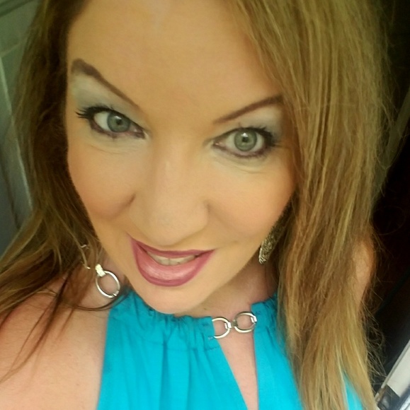 Meet your Posher, Sherri - Picture 1 of 1