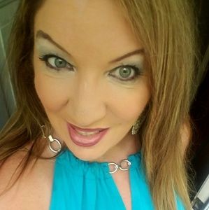 Meet your Posher, Sherri