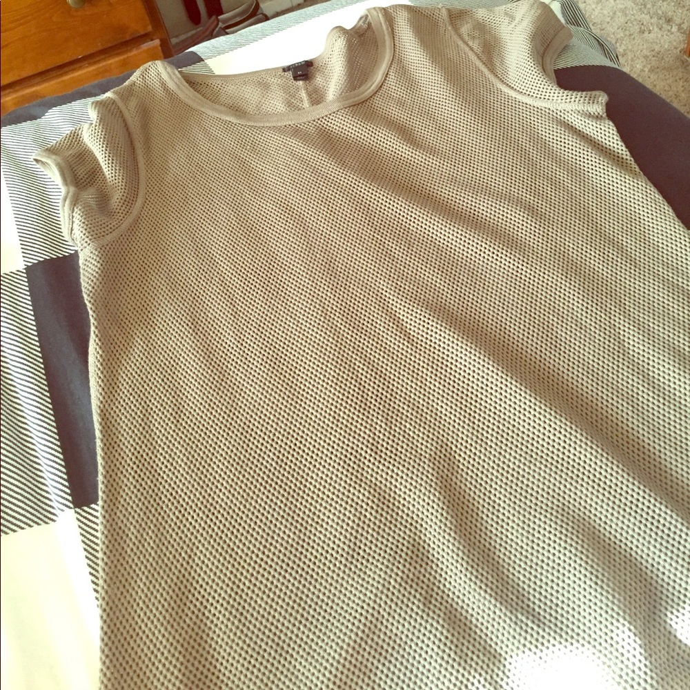 ❤️Like New Jcrew Olive Green fishnet Shirt❤️