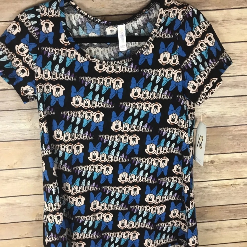 Lularoe classic t shirt xs Minnie Mouse