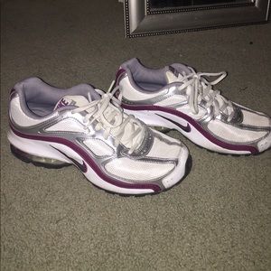 Nike REAX Run 5 Size 6.5