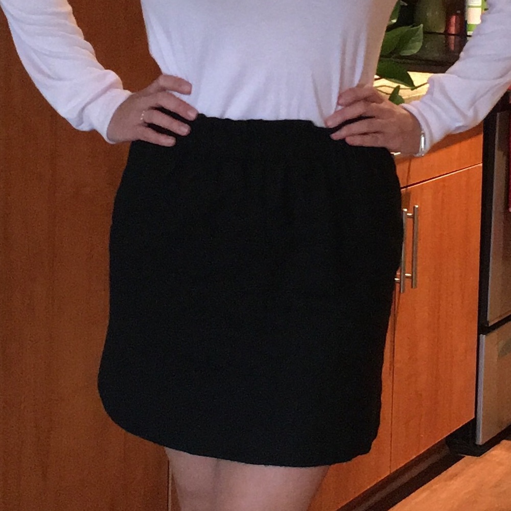 J. Crew Black Wool Mini Skirt (Sz 6)