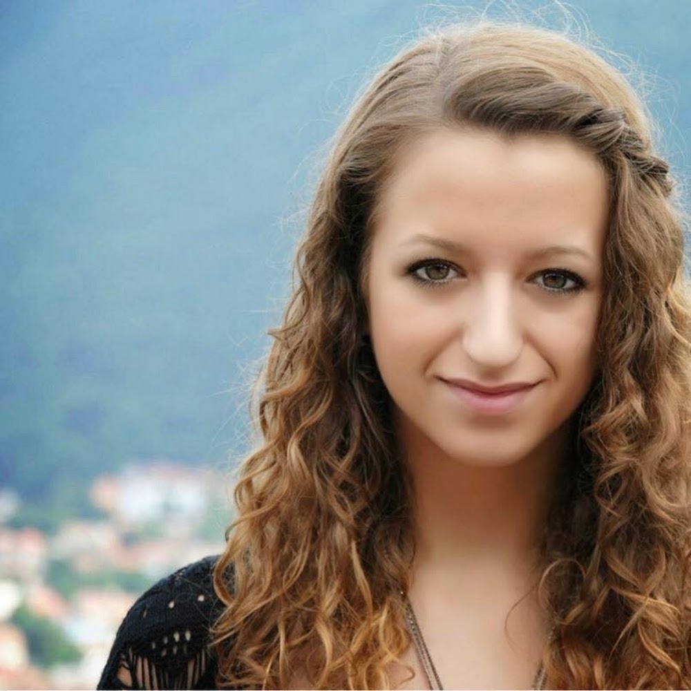Meet your Posher, Diana