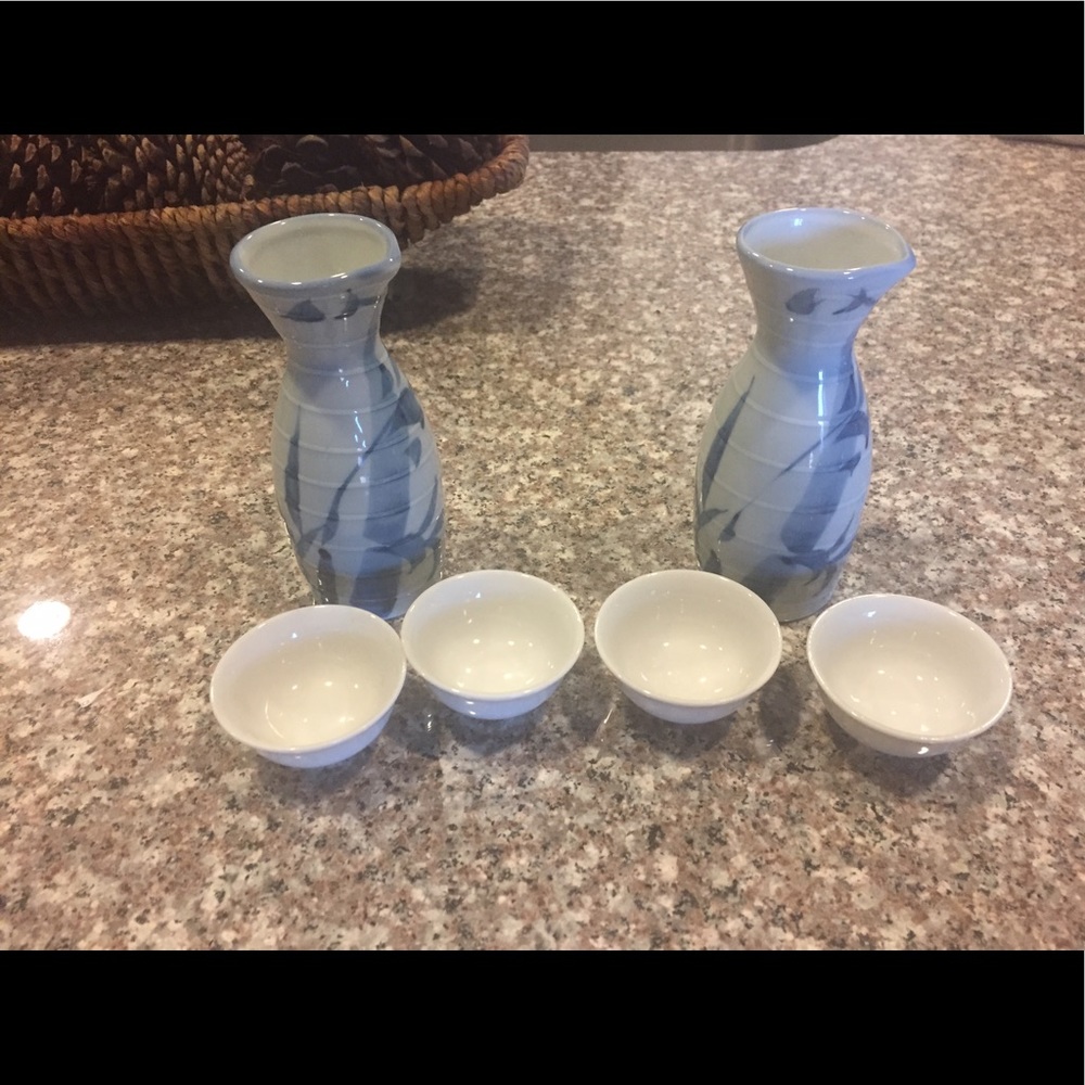 Ceramic sake set