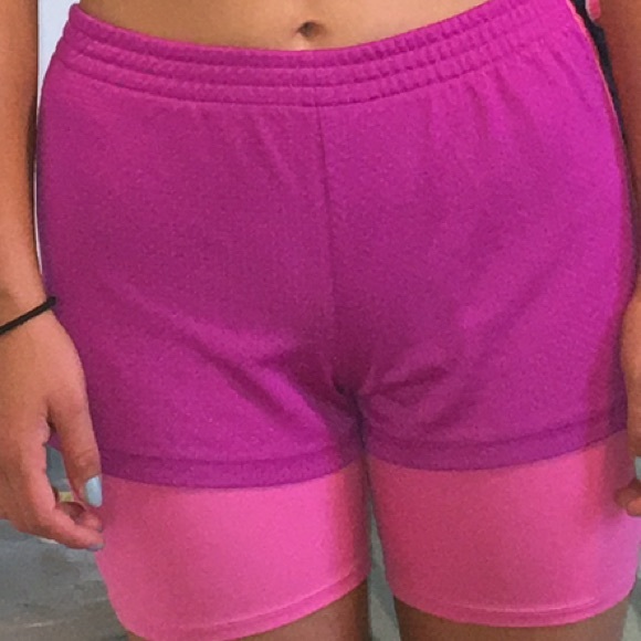 Shorts - Picture 2 of 3