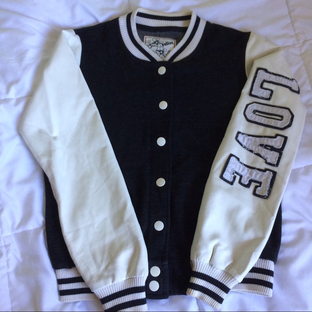 varsity jacket🌹