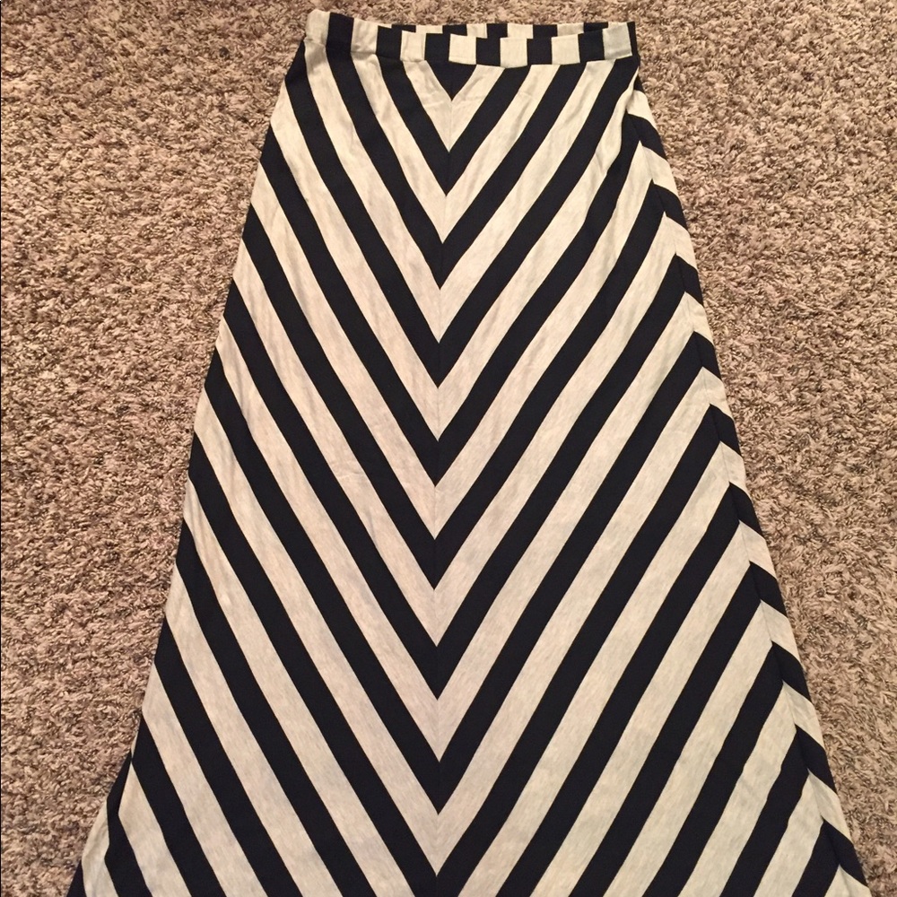 Maxi Skirt.