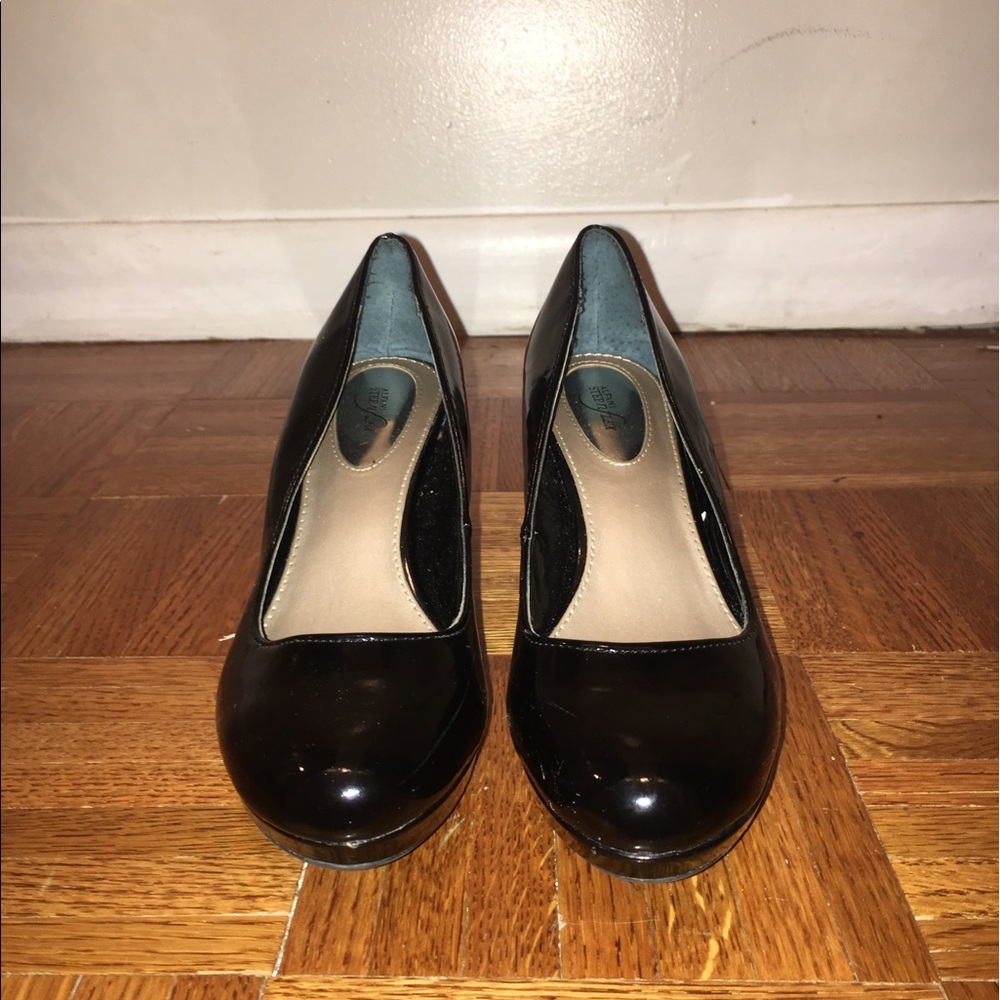 Patent Leather Heels. 3.5 Inch