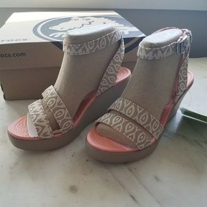 NWT Super cute wedges!
