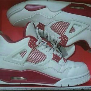 Alternative 4s
