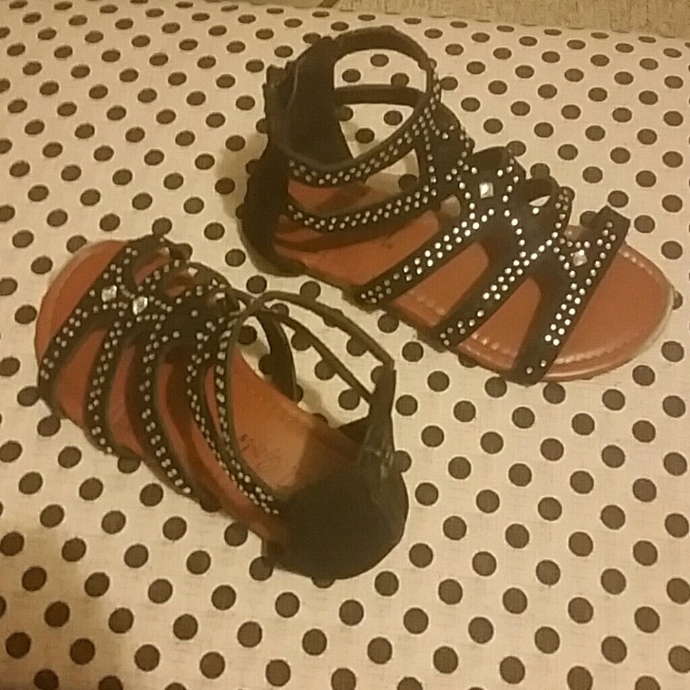 Girls gladiator sandals