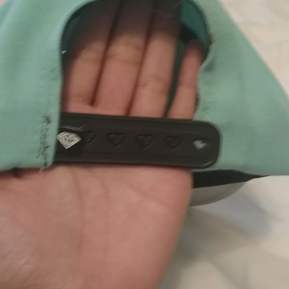 X SOLD X Diamond Supply snapback - Picture 2 of 2