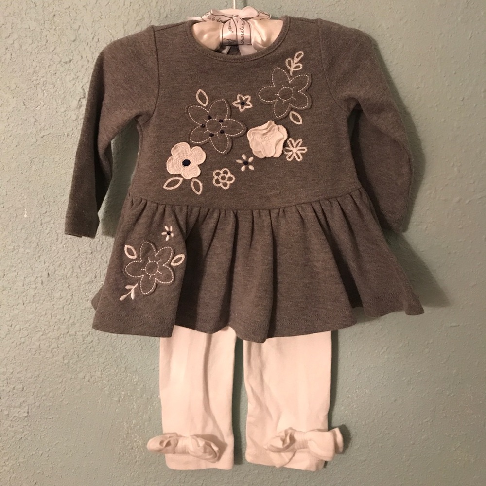 First Impression 2 piece baby set