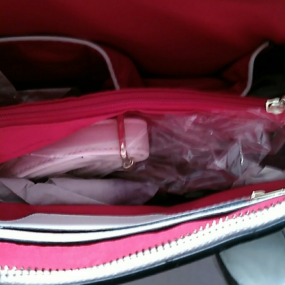 Purse - Picture 4 of 4