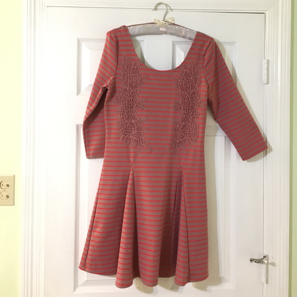 Anthropologie 3/4 Sleeve Dress w/ Scoop Back