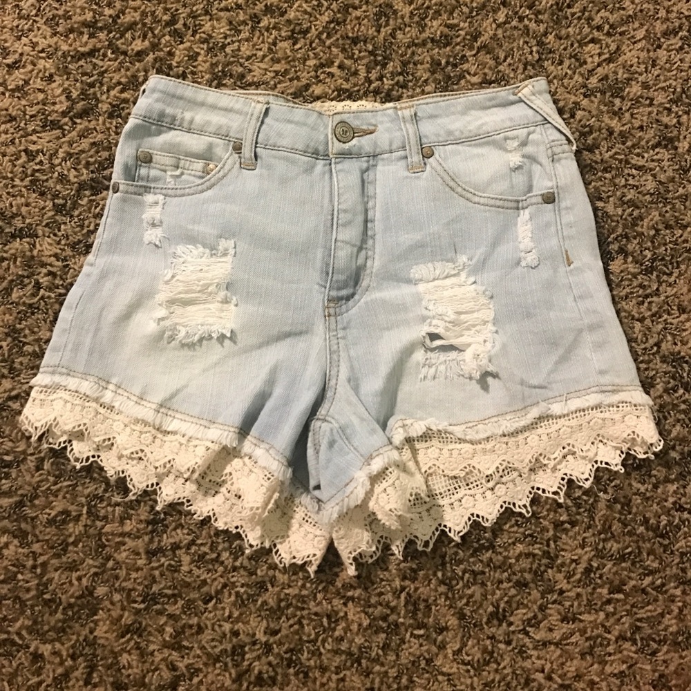 blue jean shorts with lace trim