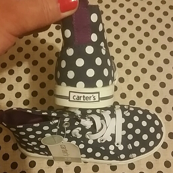 Carters hi tops for kids - Picture 2 of 4
