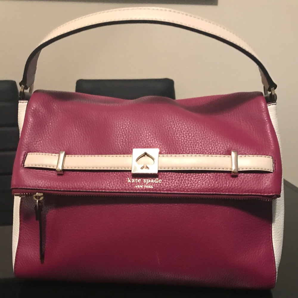 Never used Kate Spade purse (Authentic)