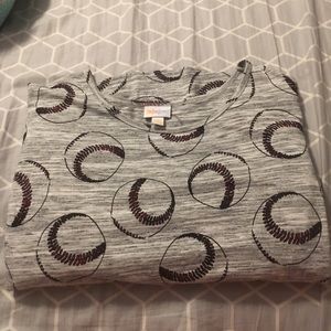 3x Lularoe Irma baseball tee