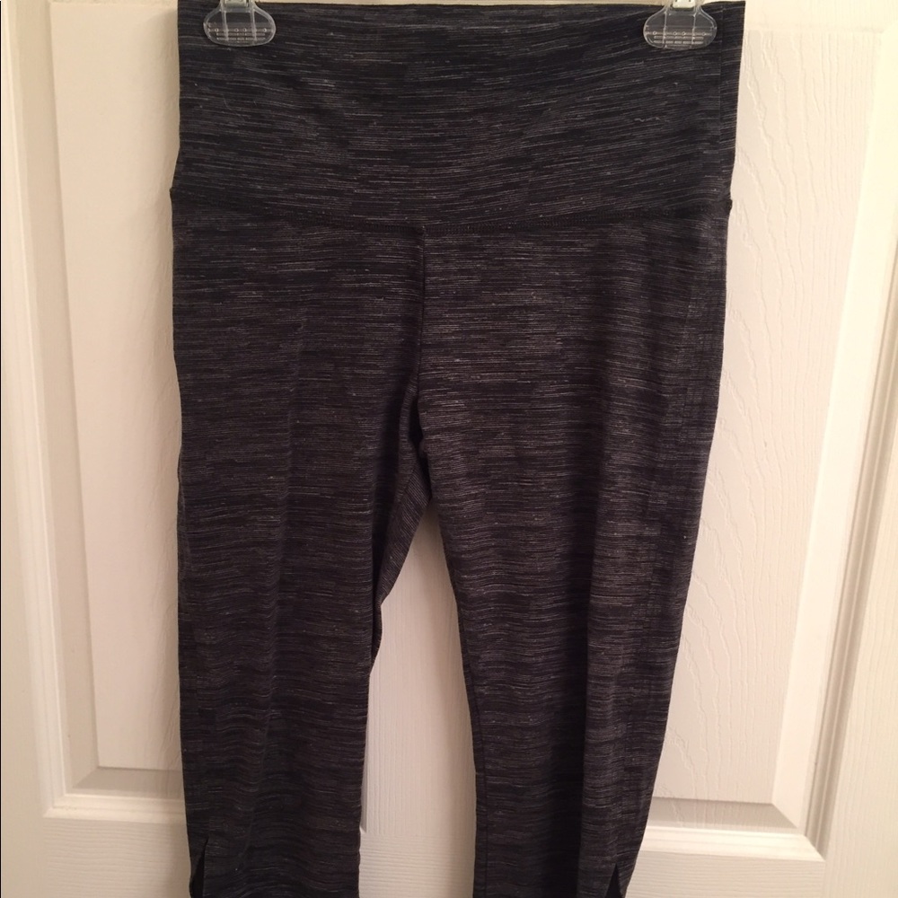 AERIE calf length (3/4) leggings