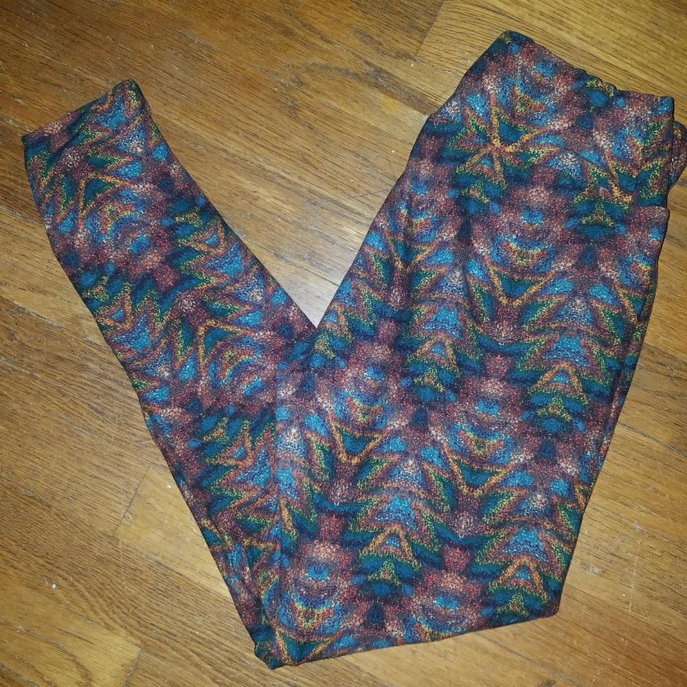 NWOT Lularoe OS leggings