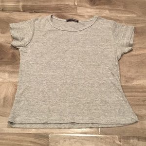 grey ribbed tee shirt