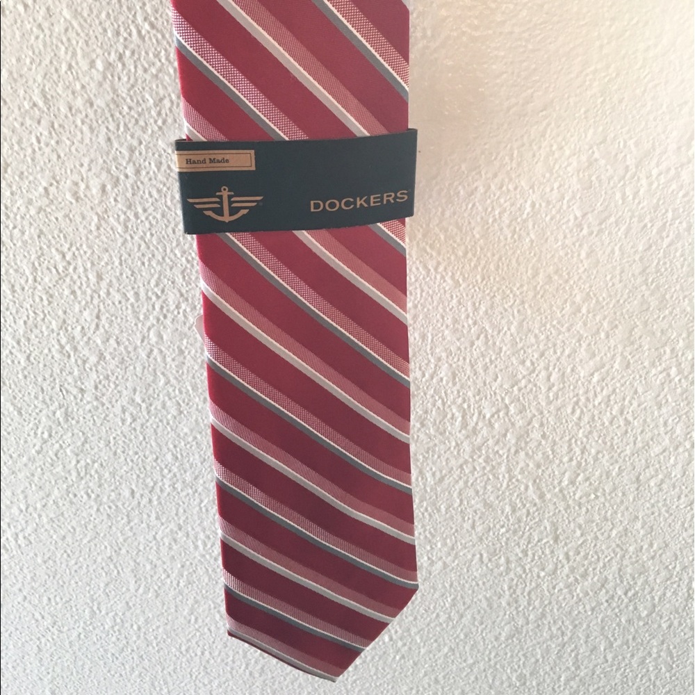 NWT Dockers Red & white Tie