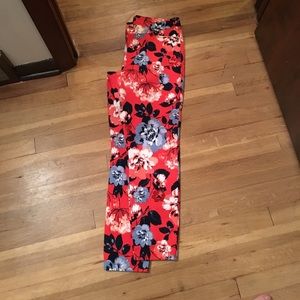 GAP Floral pants REPOSH