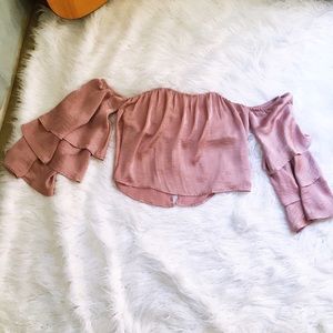 ✨4SI3NNA Blush Pink Off Shoulder Top✨