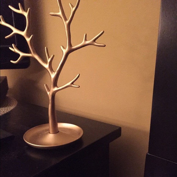 LC Lauren Conrad Jewelry - Lauren Conrad jewelry tree