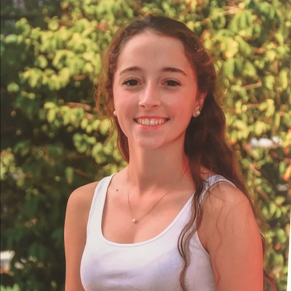 Meet your Posher, Emily