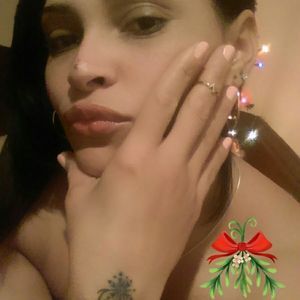 Meet your Posher, Nieves