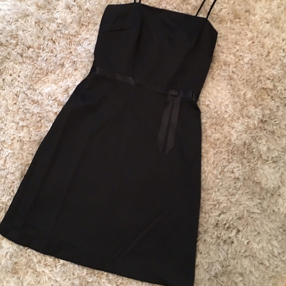 Laundry by Design LBD Strapless Cocktail Dress 🖤